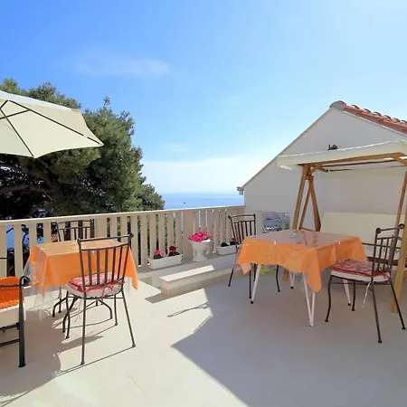 Πανσιόν Rooms&studios Rina Ντουμπρόβνικ