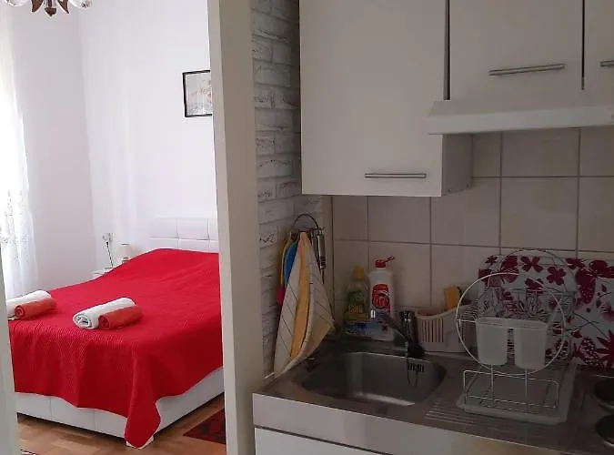 Rooms&studios Rina 3* Дубровник